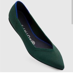 Rothy’s retired emerald green point toe flat